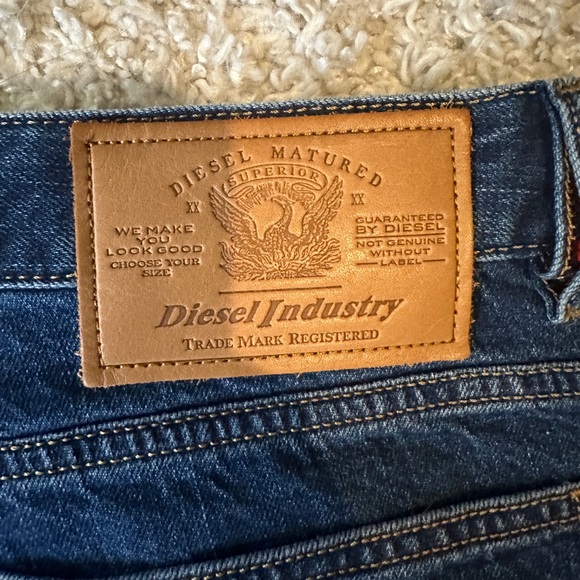 Diesel 1955 5 pocket jeans. Never worn with tags! - Picture 5 of 7